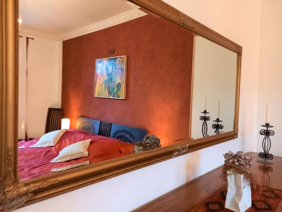 Romantische Unter Den Linden Apartment