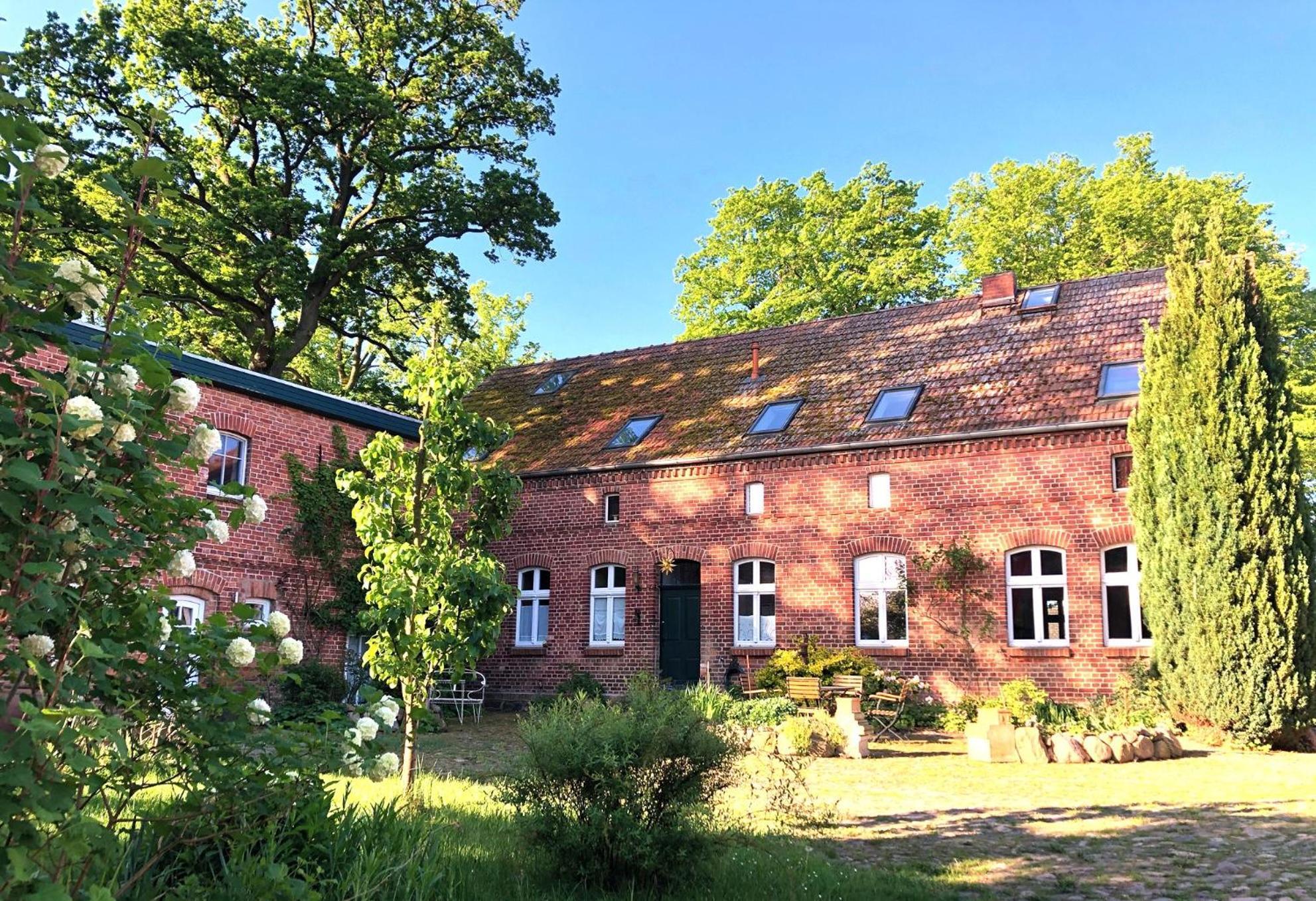 Romantische Unter Den Linden Buchholz (Mecklenburg-Vorpommern)